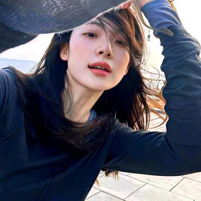5个吓鬼的少年